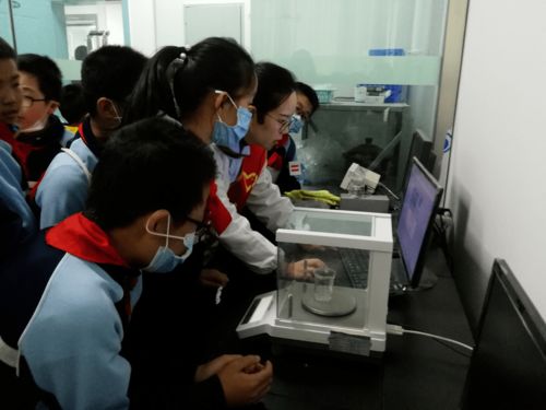 守护舌尖安全 点亮科技梦想——一只船教育集团一只船小学开展研学实践教育活动